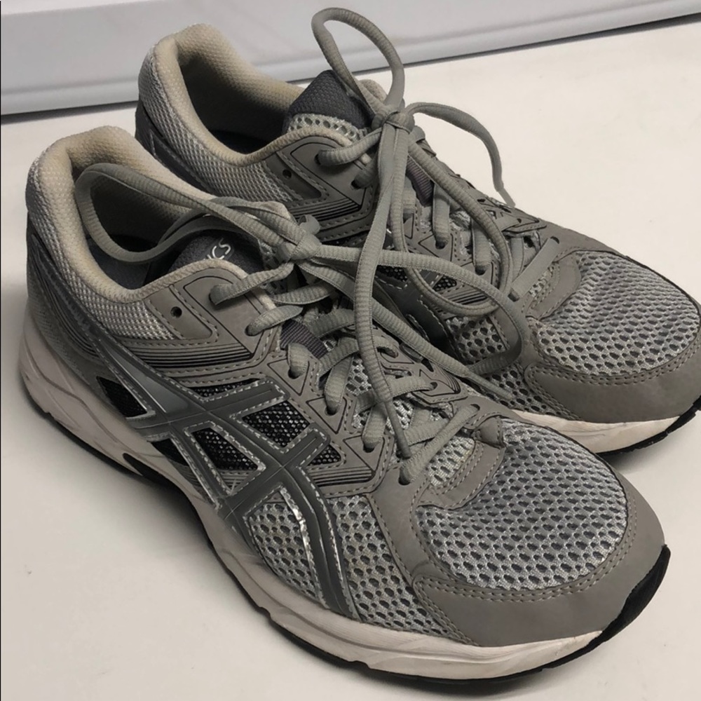 Oasics Gel Contend 3 - Size 7 (men’s)